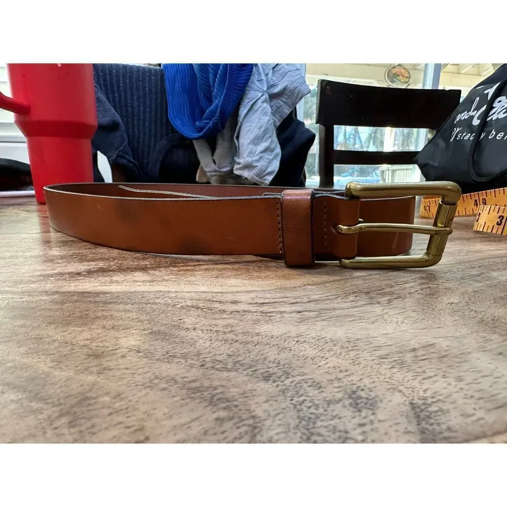 Gap Men's Brown Smooth Leather Metal Buckle Belt Size 36